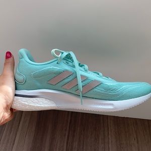 Adidas Supernova Tennis Shoes- Teal- Size 8.5